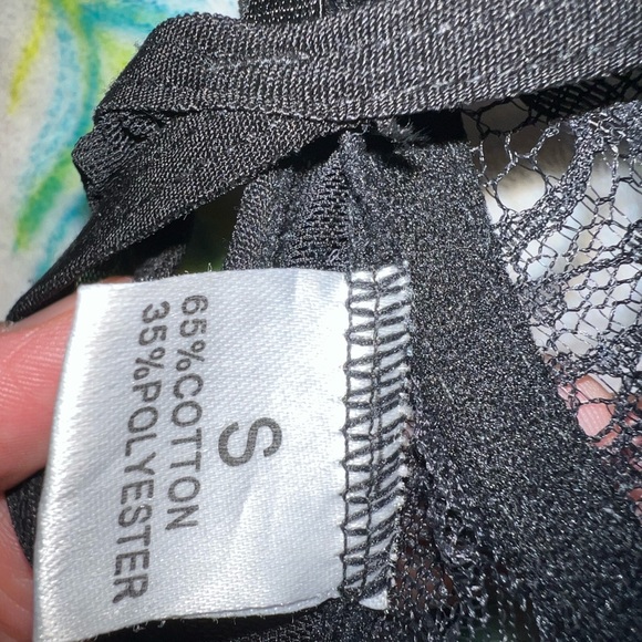 Lace‎ bra - Picture 3 of 3